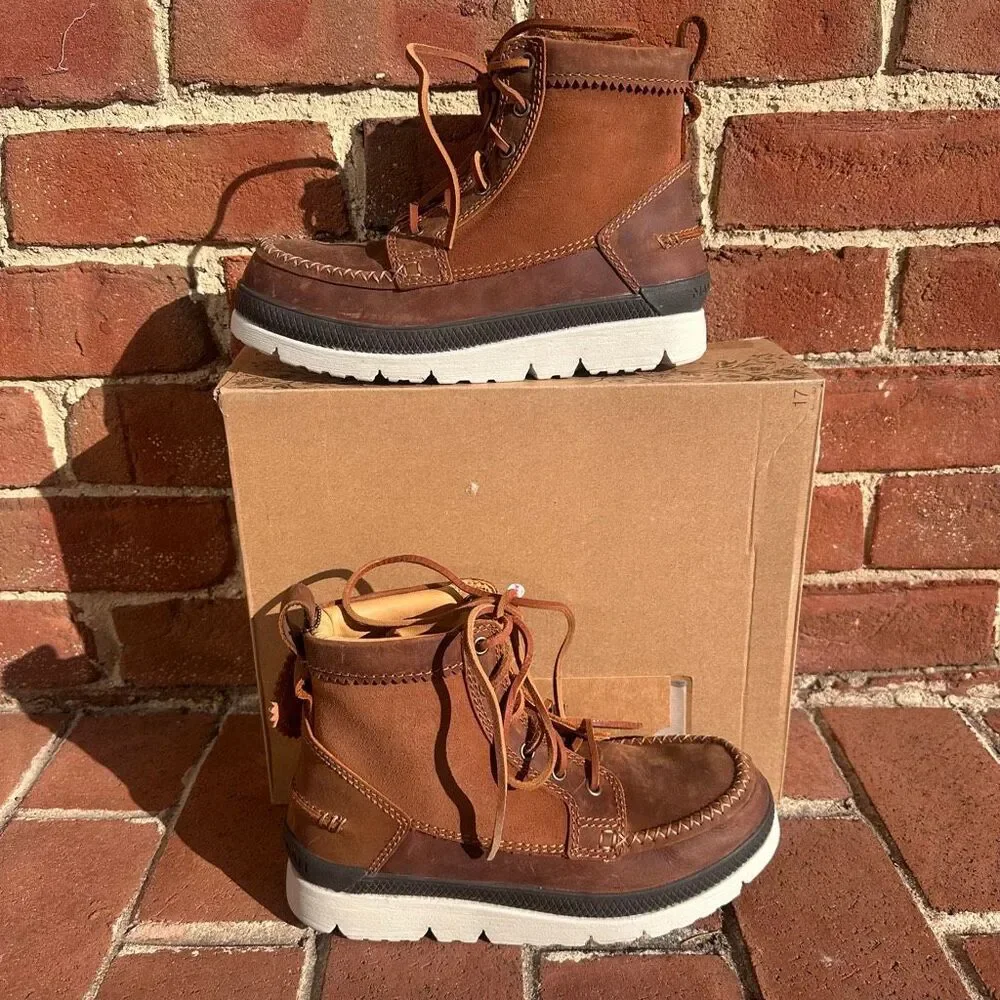 Manitobah $150 Mesa Moc Toe Sneaker Boots Copper Brown Mens 7 NEW
